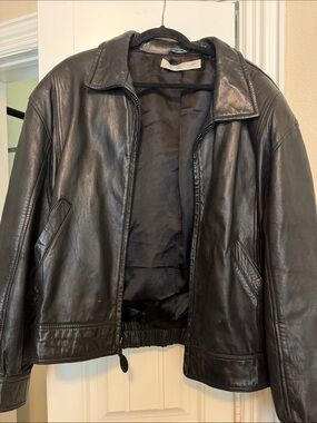Andrew Marc Black Leather Bomber Jacket